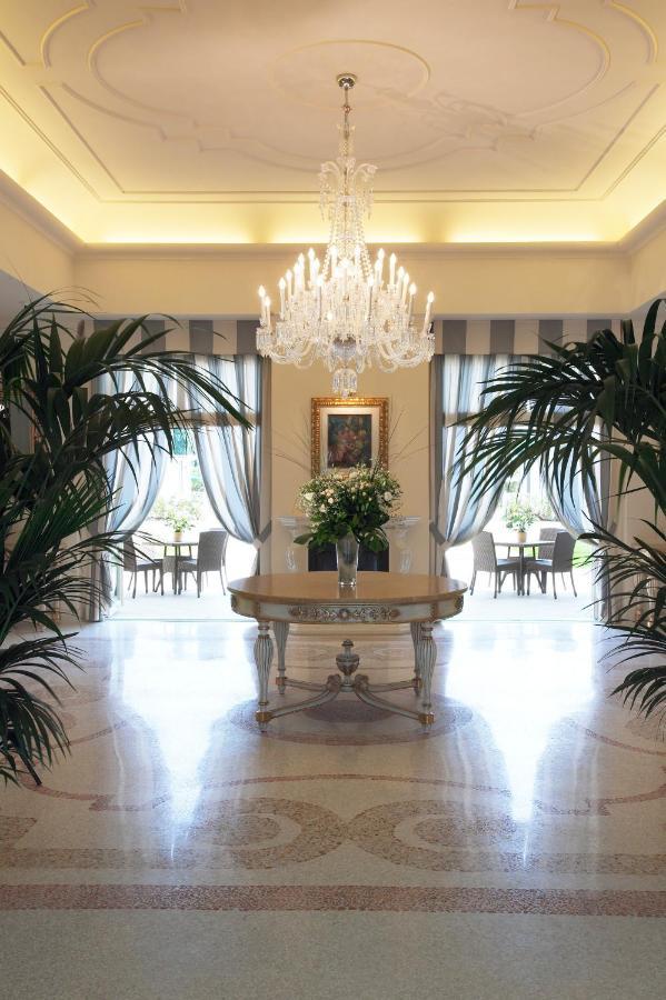 Savoia Hotel Regency โบโลญญา ภายนอก รูปภาพ