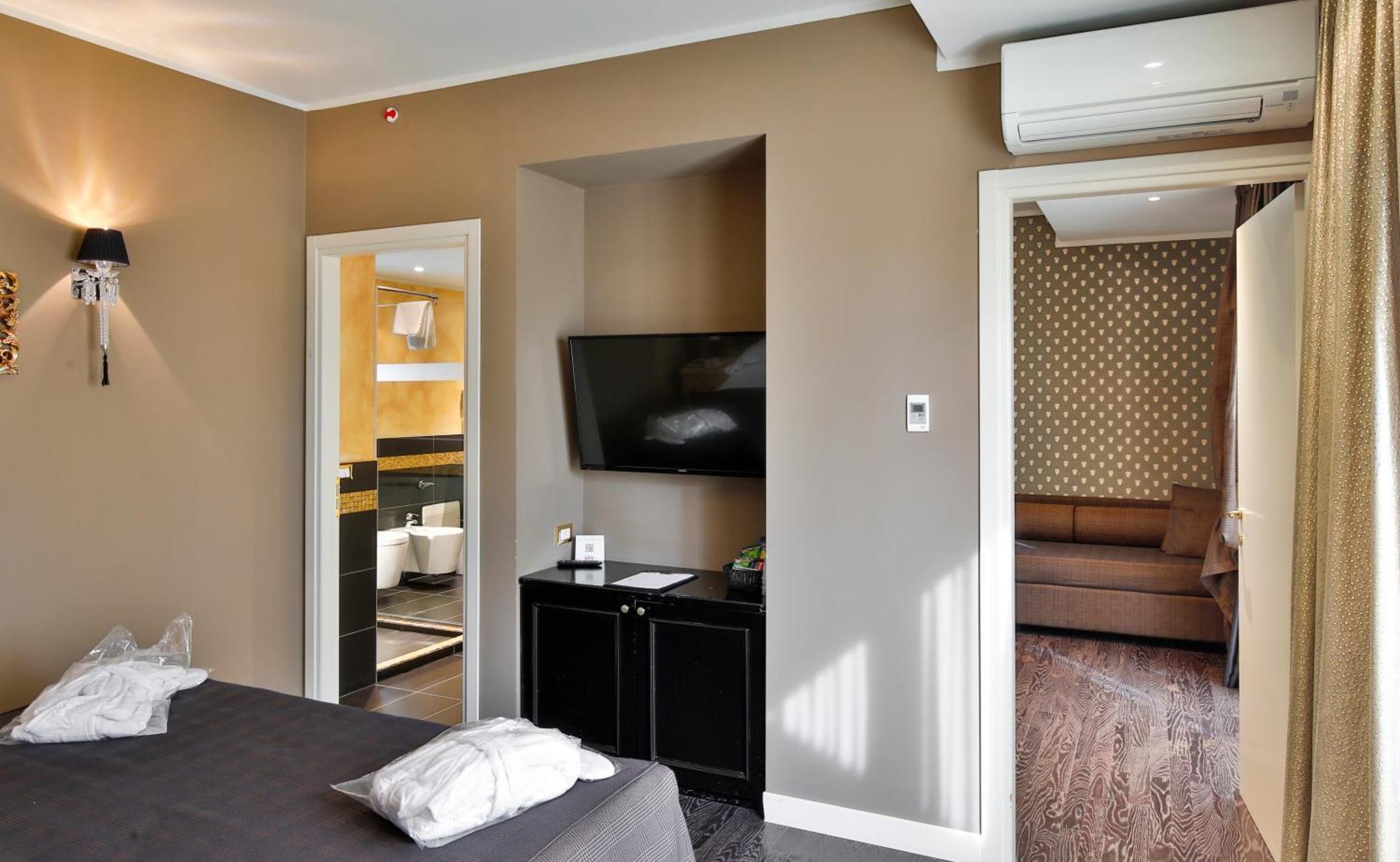 Savoia Hotel Regency โบโลญญา ภายนอก รูปภาพ