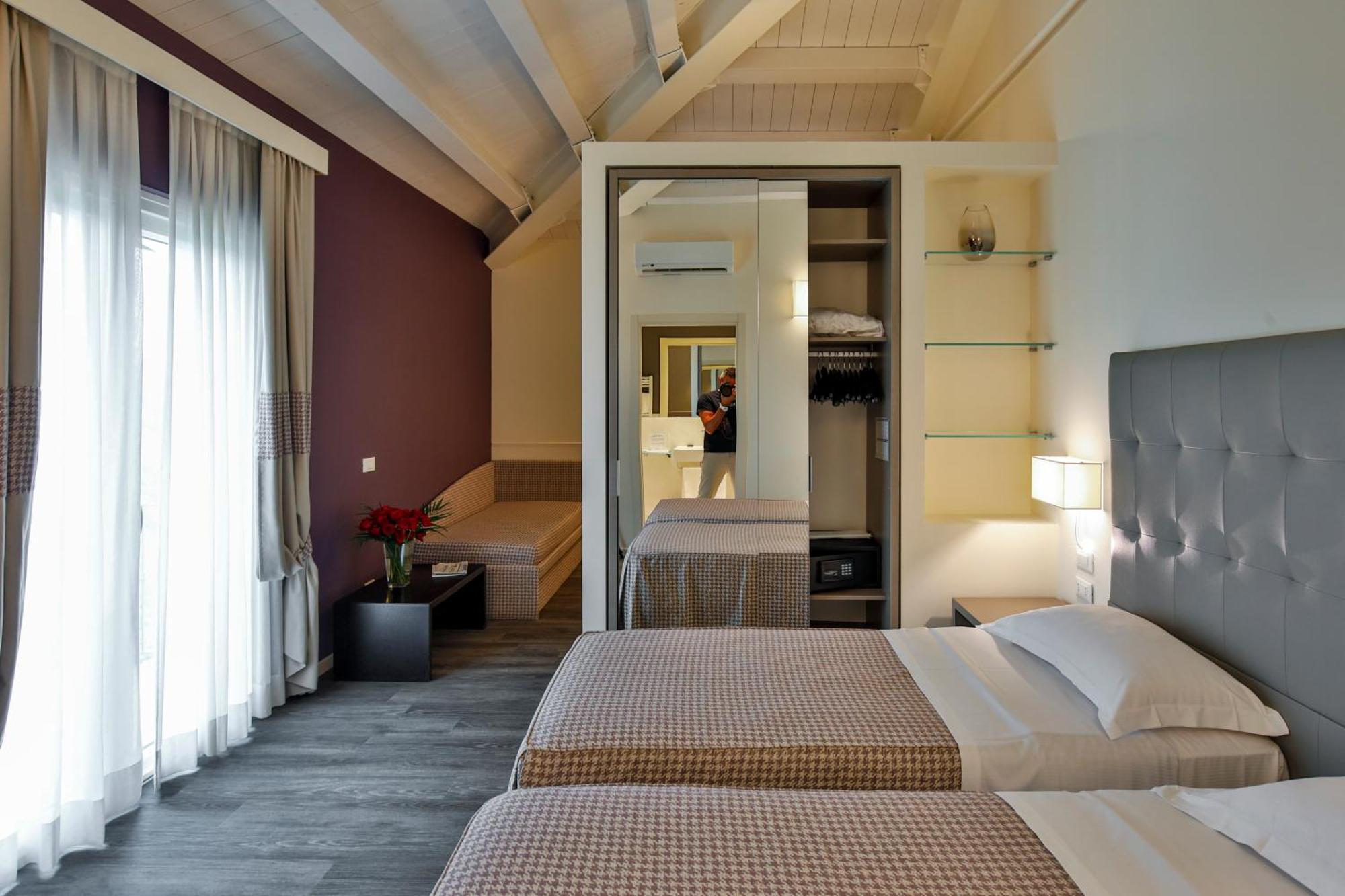 Savoia Hotel Regency โบโลญญา ภายนอก รูปภาพ