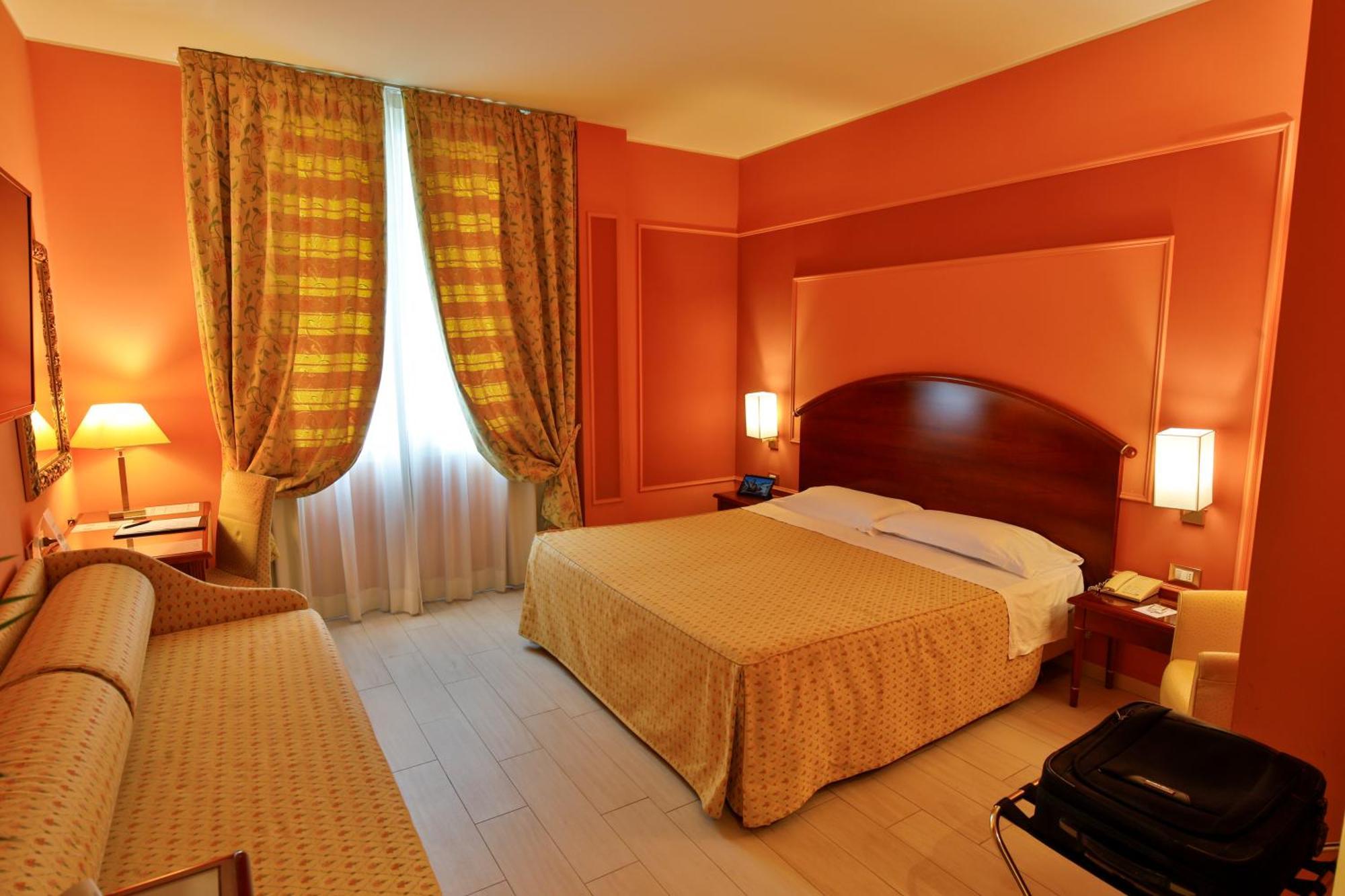Savoia Hotel Regency โบโลญญา ภายนอก รูปภาพ