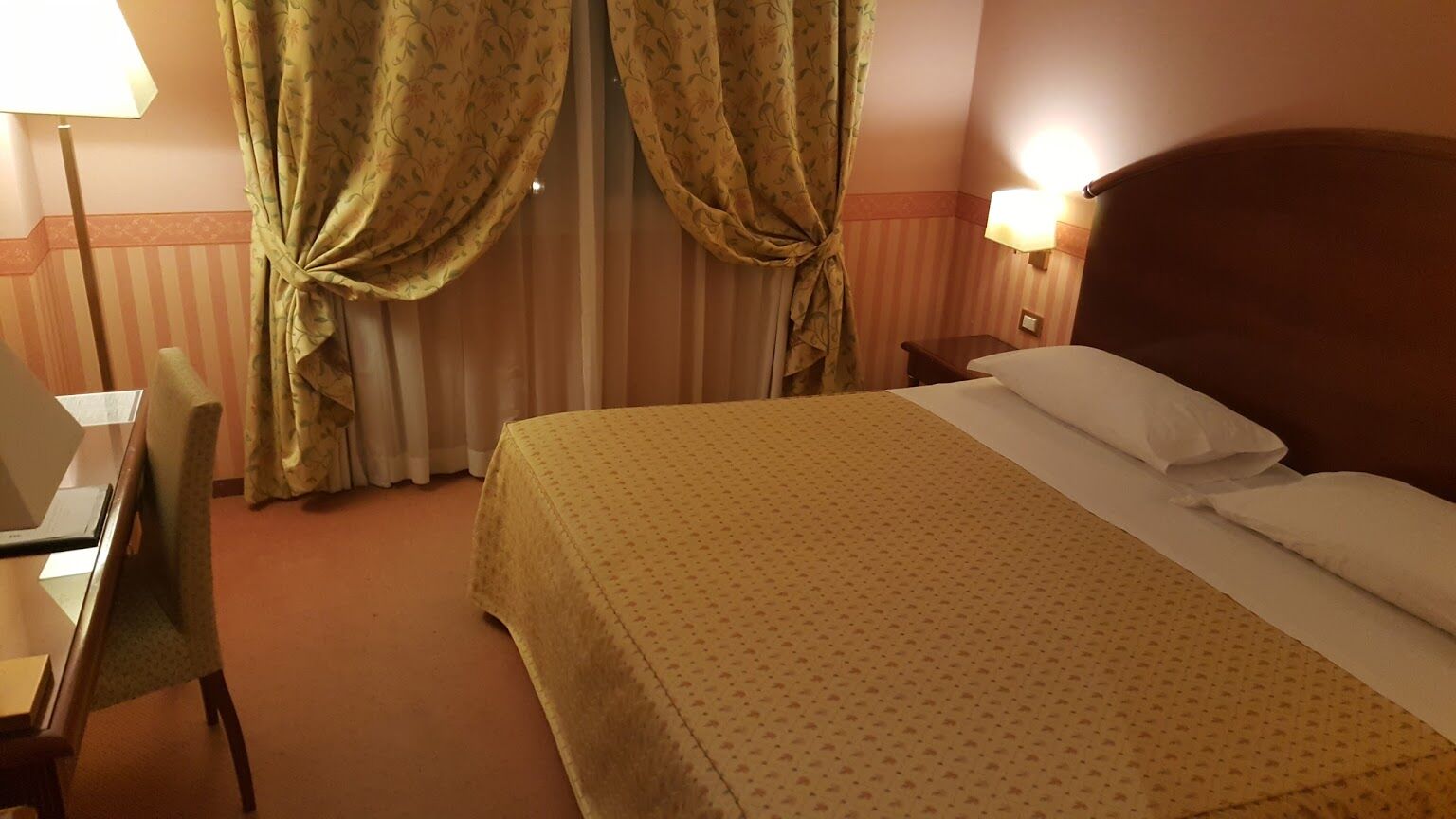 Savoia Hotel Regency โบโลญญา ภายนอก รูปภาพ